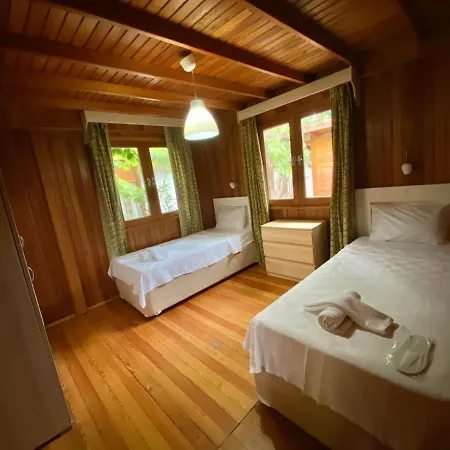 La Boutique Hemerans 게스트하우스 Çıralı